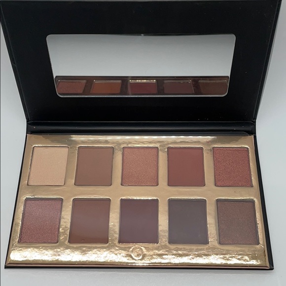 Crown Pro 10 Color Fuego Collection Eye Palette - Picture 6 of 11